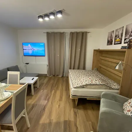 Aks 8a Akademicka Przy Onkologii *