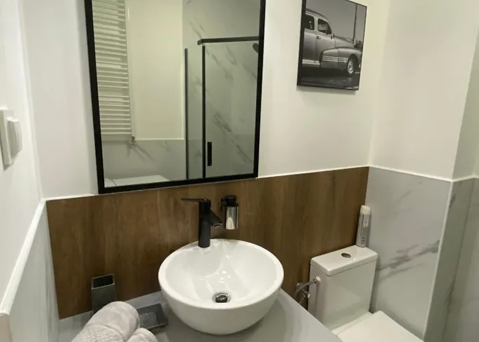 Aks 8a Akademicka Przy Onkologii 比得哥什